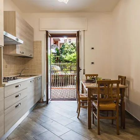 Lemon Tree Apartments By Wonderful Italy Giardini Naxos Exterior photo