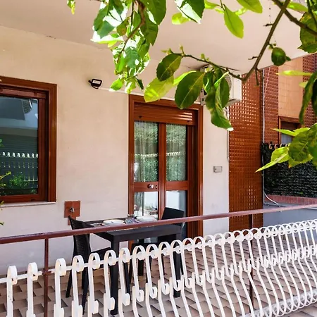 Lemon Tree Apartments By Wonderful Italy Giardini Naxos Exterior photo